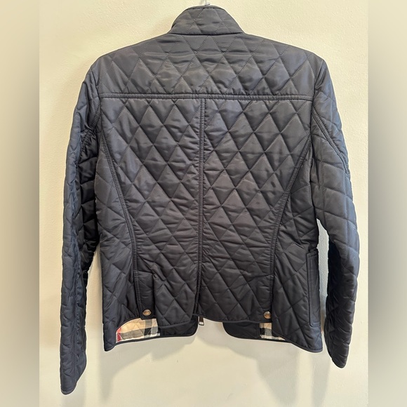 Burberry Brit Women’s Navy Quilted Utility Jacket Check Lining Zip Front Size M - Picture 6 of 6